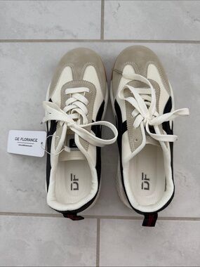 DE FLORANCE Cream & Beige Women's Retro Sneaker